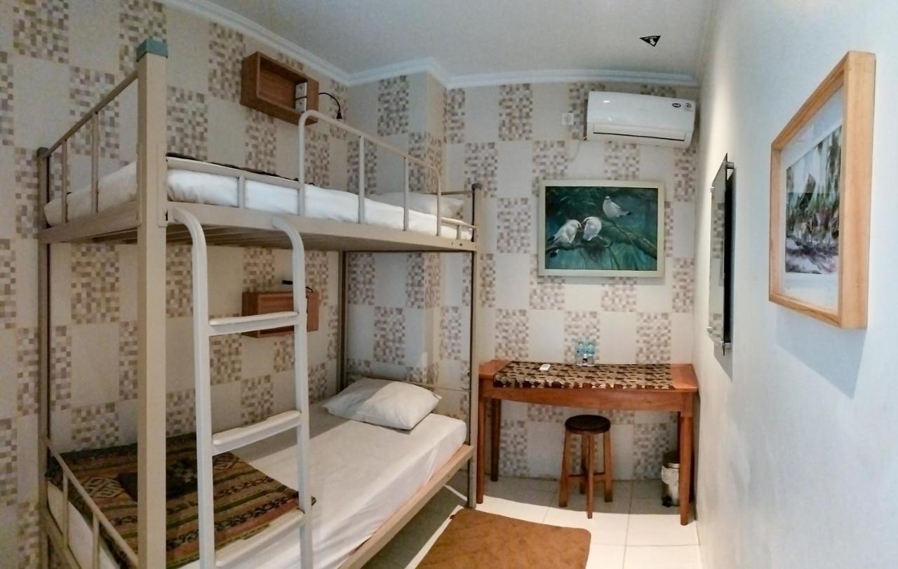 The Cabin Purwokinanti Hotel Yogyakarta Exterior photo